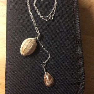Double pendant sea shell necklace